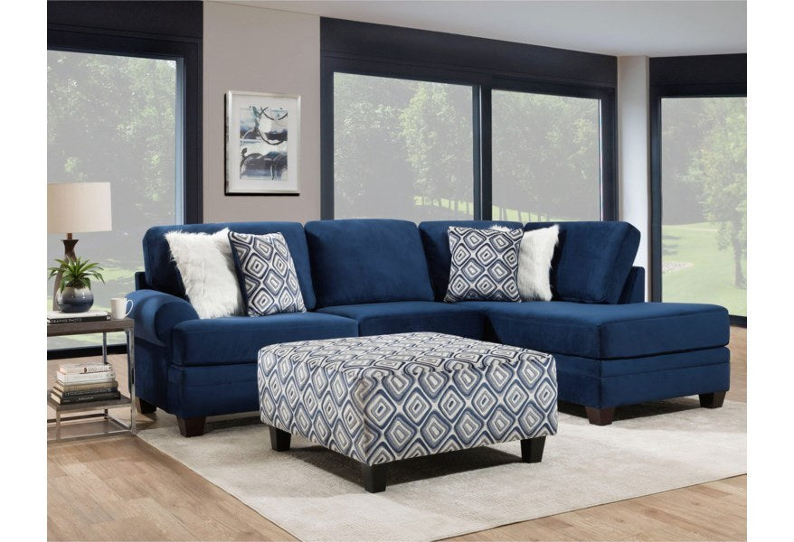 Albany 864 Sectional with Ottoman - Groovy Navy